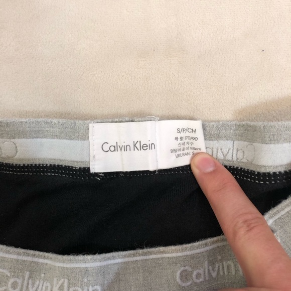 Black Cotton Calvin Klein brief
Size small - Picture 2 of 3
